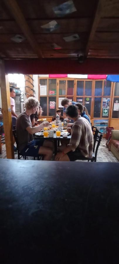 Andes Hostel Huaraz  Εξωτερικό φωτογραφία